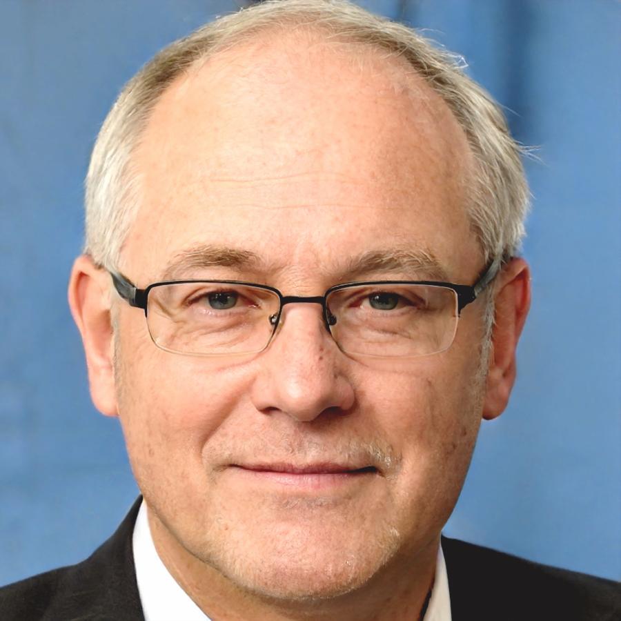 Portrait de Thomas Martin, analyste performance marketing